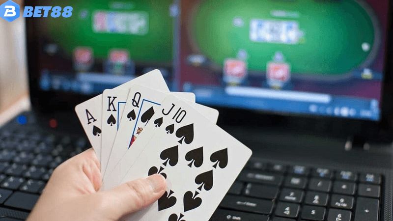 Khái niệm bài rác trong Poker là gì?